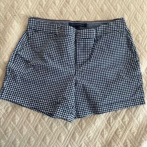 Tommy Hilfiger Women’s Blue And White Gingham Shorts Sz 8